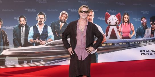 Ο Brad Pitt εξηγεί γιατί φόρεσε φούστα στην πρεμιέρα του Bullet Train