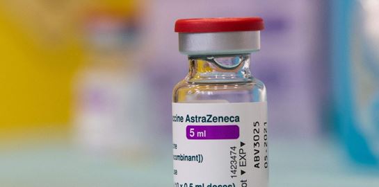 Η Ευρωπαϊκή Ενωση σταματά τα εμβόλια AstraZeneca και Johnson &amp; Johnson