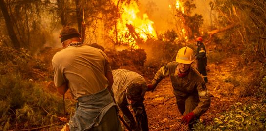 Κάτι πάει στραβά με την πυρόσβεση στη χώρα μας