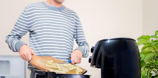 Υπάρχει περίπτωση το air fryer να σε κατασκοπεύει