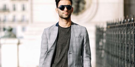 Επιστροφή στο γραφείο με το πιο κλασικό smart casual look