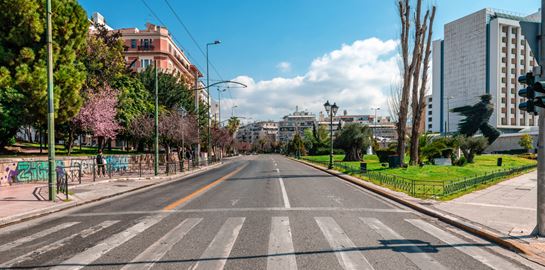 Οι λοιμωξιολόγοι εισηγούνται σκληρό lockdown για την Αττική