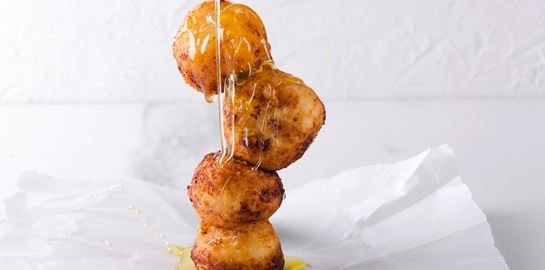 Πώς θα φτιάξεις τα τέλεια ναπολιτάνικα struffoli