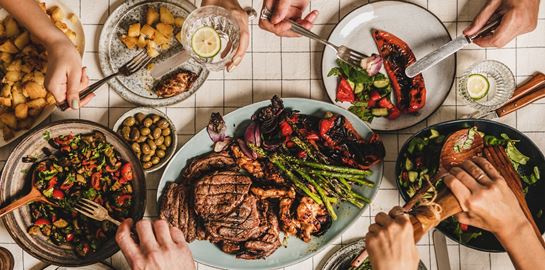 Tasty Awards 2024 x Esquire: Ποιο είναι το αγαπημένο σου εστιατόριο στην Αθήνα;