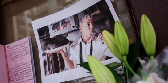 Πώς ήταν να τρως με τον Anthony Bourdain