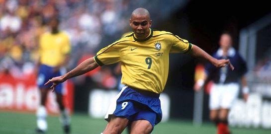 Όλοι νοσταλγούν το ποδόσφαιρο των 90s