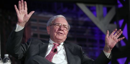 Ο Warren Buffett άρχισε να αγοράζει πετρέλαιο