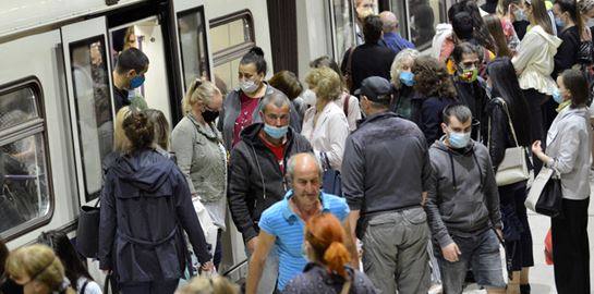 Κορονοϊός: Μαύρο ρεκόρ με 6.909 κρούσματα