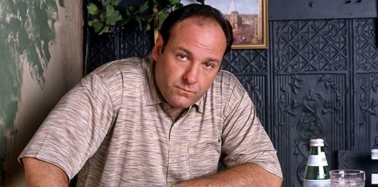 Γιατί ο κόσμος παθιάζεται με τους γκάνγκστερ