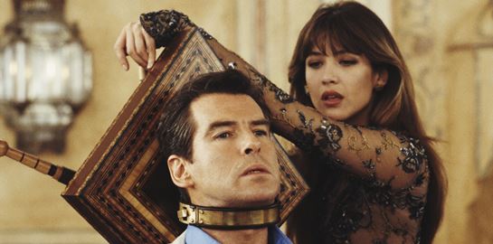 James Bond, αλλά χωρίς ρατσισμό