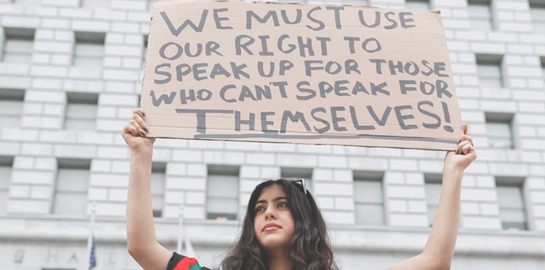 Γιατί οι celebrities δεν μιλούν για το Αφγανιστάν