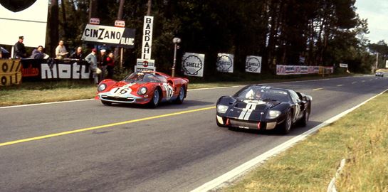 Η αληθινή ιστορία πίσω από το Ford v Ferrari