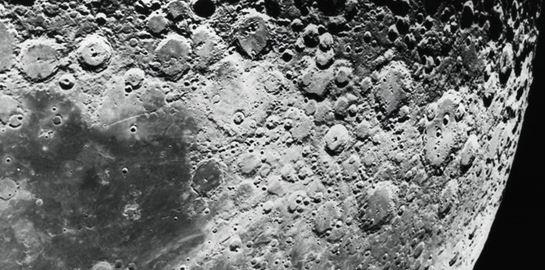 Υπάρχουν βάσιμες ενδείξεις για νερό στο φεγγάρι, λένε οι Κινέζοι