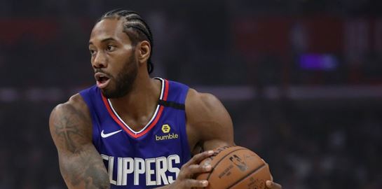 Ο Kawhi Leonard σχεδιάζει τα νέα sneakers της New Balance