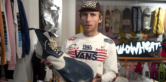 Ο συλλέκτης που αναζητά κάθε ζευγάρι Vans που κυκλοφόρησε ποτέ