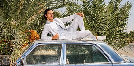 Τα απόλυτα summer essentials σύμφωνα με τη Drykorn