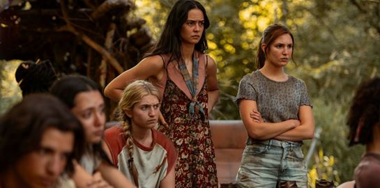 5 σειρές και ταινίες για να &#39;λιώσεις&#39; αυτό στο σαββατοκύριακο