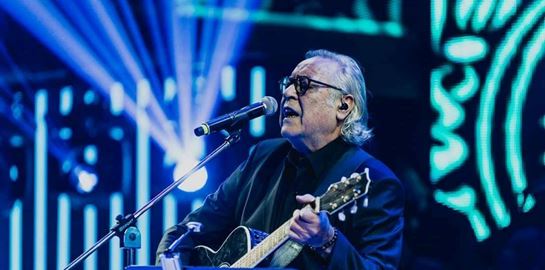 Ήταν ο Χρήστος Κυριαζής, ο &#39;Έλληνας Bryan Ferry&#39;;