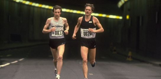 Τι να τρως και να πίνεις πριν, κατά τη διάρκεια και μετά από έναν αγώνα αντοχής