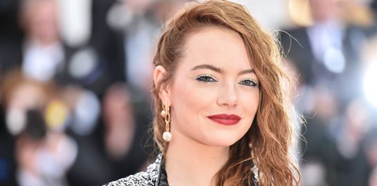 Γιατί η Emma Stone τα μαζεύει και φεύγει από το Μαλιμπού
