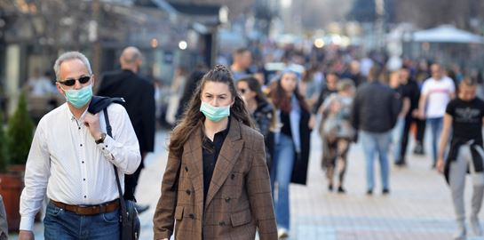 Ανησυχία για τεράστια διασπορά του κορονοϊού μετά τις γιορτές