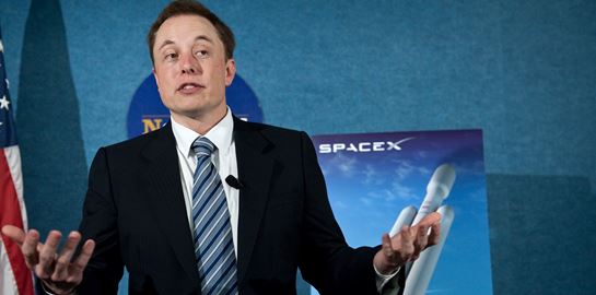 Ο Elon Musk θέλει να βομβαρδίσει τον Άρη