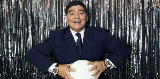 Τα ιστορικά πρωτοσέλιδα του διεθνούς Τύπου για τον Diego Maradona