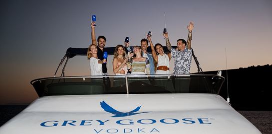 Το λαμπερό yacht party της Grey Goose premium vodka στην Αθηναϊκή Ριβιέρα
