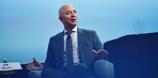 Οι πλουσιότεροι άνθρωποι του πλανήτη το 2021 σύμφωνα με το Forbes