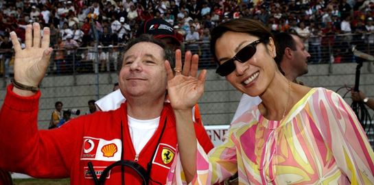 Η Michelle Yeoh έχει μια ιδιαίτερη σχέση με τα αυτοκίνητα