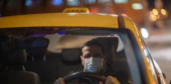 Γιατί οι ταξιτζήδες κινδυνεύουν περισσότερο από ιούς
