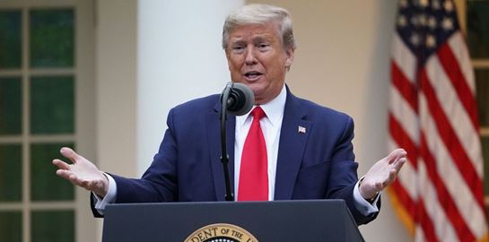 Αντιδράσεις για τη νέα, άνευ προηγούμενου, απόφαση του Donald Trump