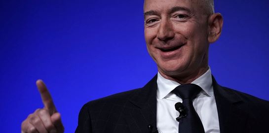 O Jeff Bezos και ο κανόνας με τα δύο κομμάτια πίτσα