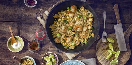 Pad Thai: Όλο το ταϊλανδέζικο street food σε ένα πιάτο