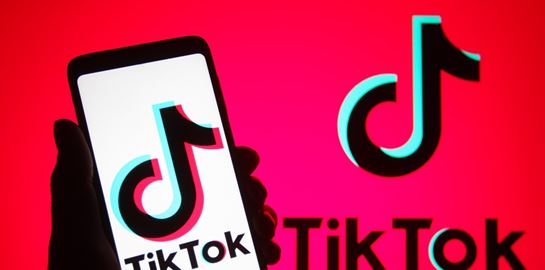 Κι αν το TikTok είναι η νέα πηγή ενημέρωσης;