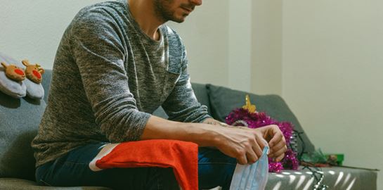 Kορονοϊός: Δυσοίωνη πρόβλεψη για 9.000 κρούσματα την Τρίτη