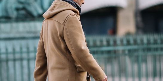 Ο καλύτερος τρόπος για να φορέσεις το καμηλό παλτό φέτος τον χειμώνα