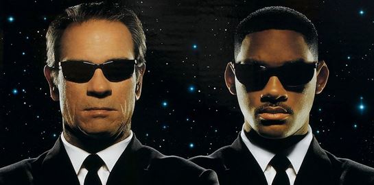 10 θρυλικές ατάκες από το Men in Black που θα θυμόμαστε για μια ζωή