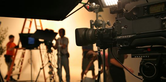 Ξεκινούν τα γυρίσματα στο Χόλιγουντ