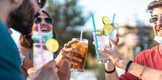 Εστίαση: Σήμερα η πρεμιέρα, με λίστες αναμονής