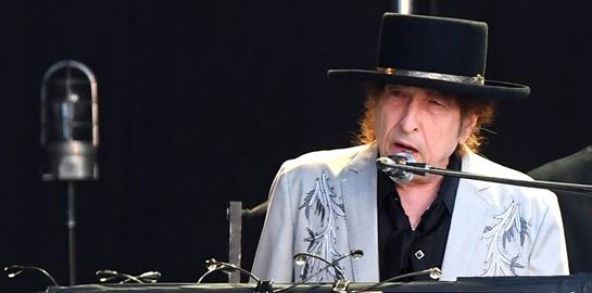 Ο Bob Dylan κατηγορείται για αποπλάνηση 12χρονης