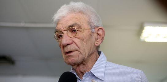 Πέθανε ο Γιάννης Μπουτάρης