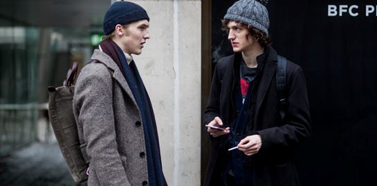 Πώς ένα απλό beanie θα σου δώσει στυλ φέτος τον χειμώνα