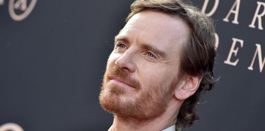 Η κοσμοπολίτικη φινέτσα του Michael Fassbender