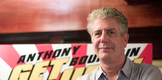 Το Hungry Ghosts του Anthony Bourdain θα γίνει σειρά