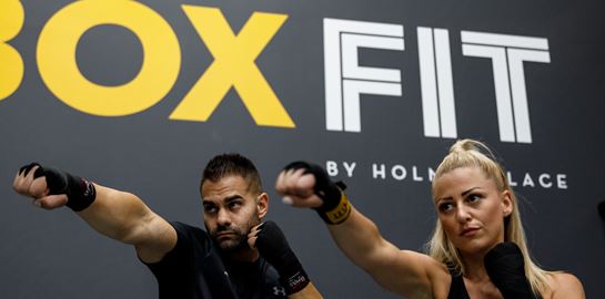 Η νέα προπόνηση BOXFIT έρχεται στα Holmes Place