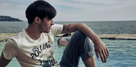 Ένα T-shirt των Rolling Stones για το καλοκαίρι