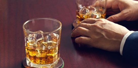 Whisky brand ψάχνει μοντέλο χεριών με μισθό $100.000