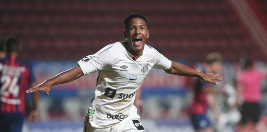 Το παιδί-θαύμα της Σάντος που ξεπέρασε Pele και Neymar