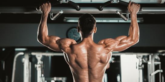Οι καλύτερες ασκήσεις για την πλάτη για να δεις μυς που δεν ήξερες καν ότι είχες